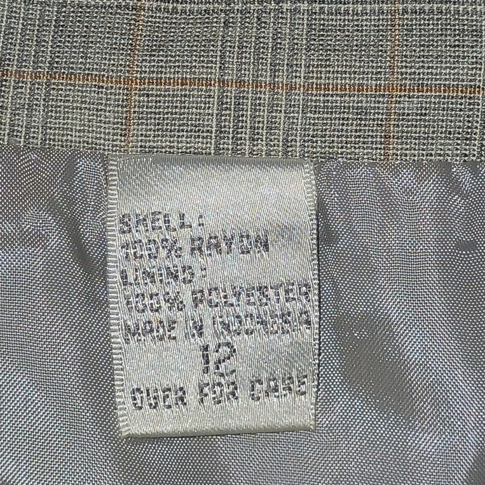 PETITE SOPHISTICATE 2 Piece Gray Long Sleeve Collared Suit Women's Size 12 - Picture 14 of 16